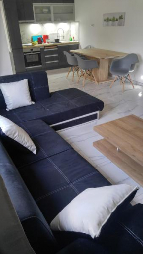 Shopping,Airport,Parking,Ring road 100sqm comfort